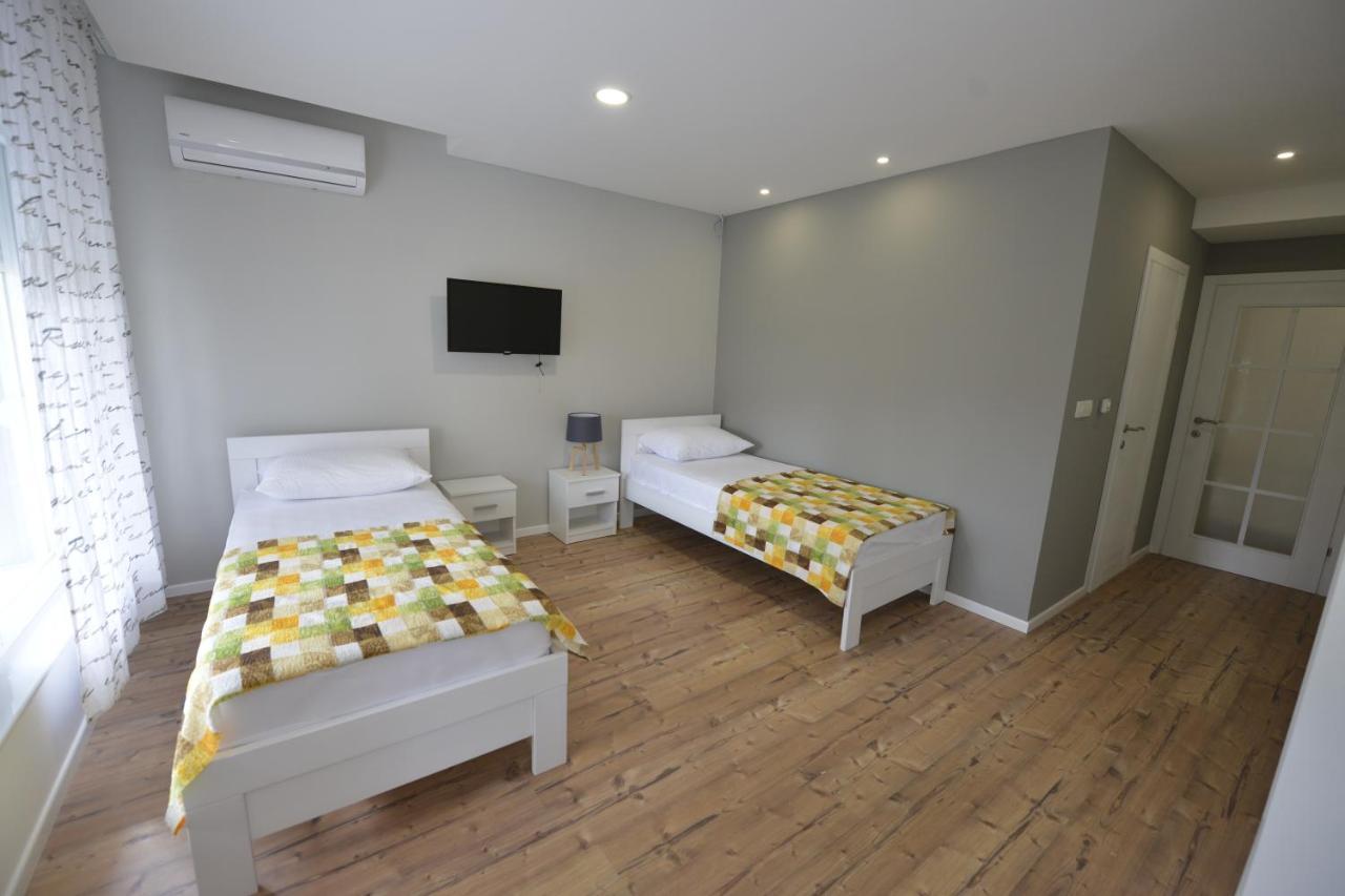 Villa Flower With Free Onsite Parking Mostar Zewnętrze zdjęcie